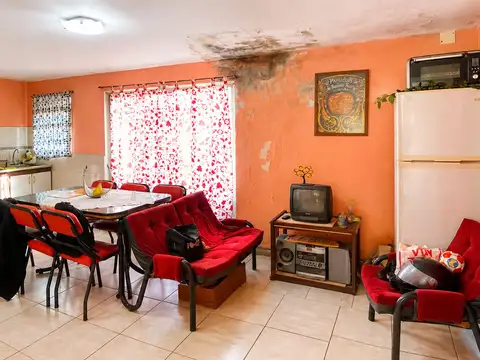 Casa 4 ambientes con 3 baños