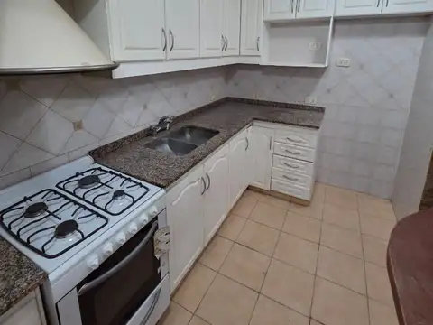 Departamento en Alquiler en Lomas de Zamora, $ 700.000