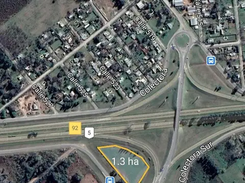 Excelente lote de 13000 m2, sobre Autopista 