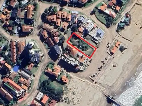 Costanera entre 128 y 129