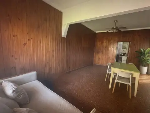 CASA AMERICANA EN VENTA EN JOSE MARMOL