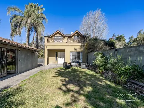 Avenida Benavidez, Buenos Aires 1300