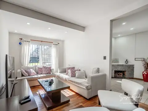 Casa en Venta en Benavidez, USD 220.000