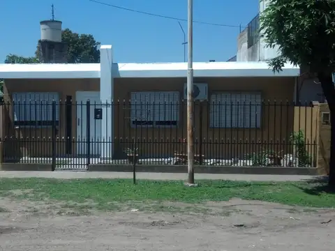 Casa en venta en José C. Paz