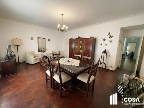 Casa 4 ambientes con 1 baño