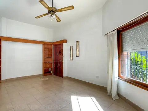 Depto Tipo Casa en Alquiler de 3 ambientes