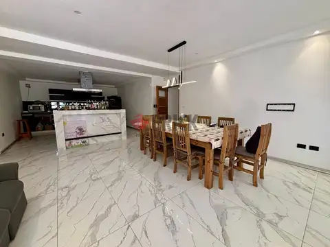 Casa en La Fraternidad - Gral. Rodriguez