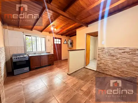 Depto Tipo Casa en Alquiler de 2 ambientes