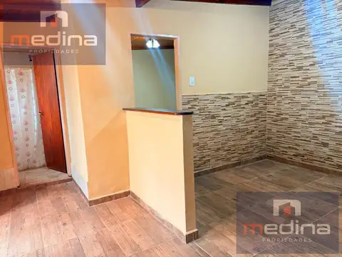 Depto Tipo Casa 2 ambientes con 1 baño