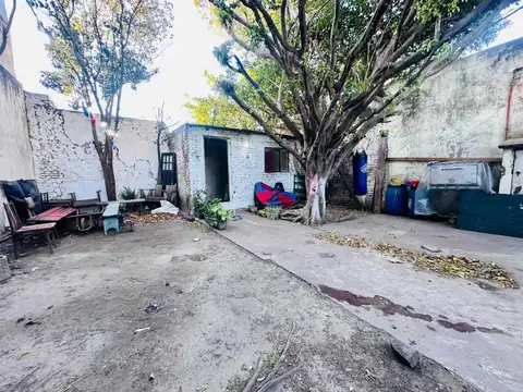 CASA EN VENTA LANUS A REFACCIONAR LOTE PROPIO
