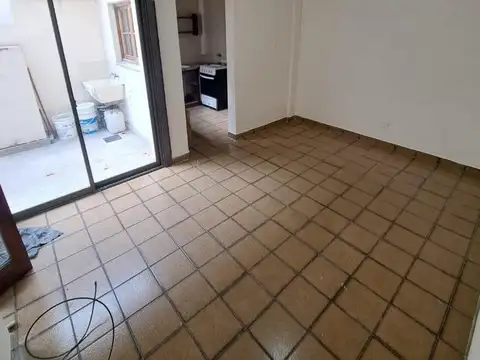Depto Tipo Casa en Alquiler de 1 dormitorio
