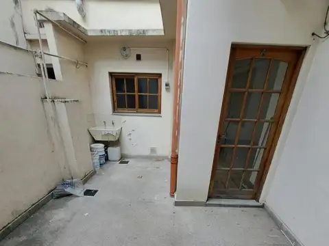 Depto Tipo Casa en Alquiler de 2 ambientes
