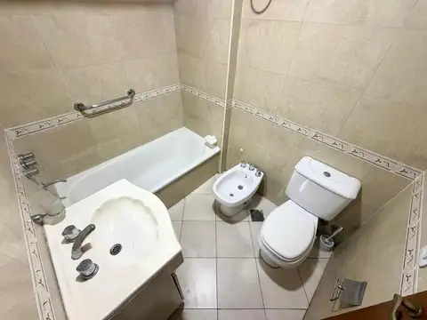 Departamento en Alquiler con 1 cocheras