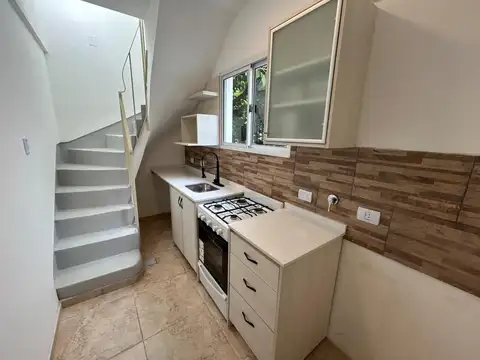 Depto Tipo Casa en Venta de 4 dormitorios