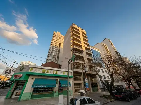 Av. Colombres 400