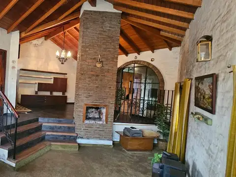 VENTA CASA 5 AMB QUILMES OESTE