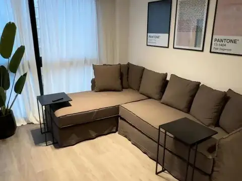 Jorge Newbery al 2400