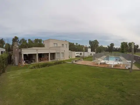 Casa en Venta en Juana Koslay, Juan Martín de Pueyrredón