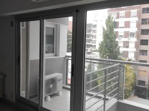 Departamento en Alquiler en Centro, $ 650.000