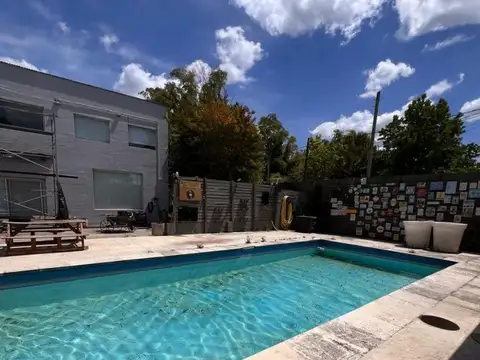 Casa 5 ambientes con 3 baños