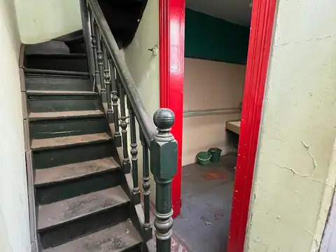 Bartolomé Mitre 1000, Piso 1