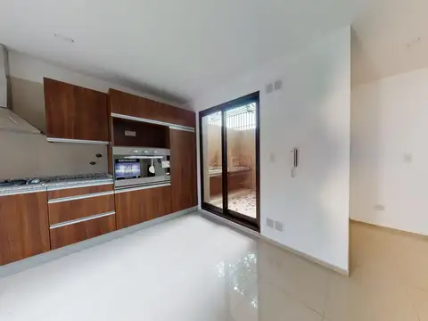 Departamento en Alquiler con 1 cocheras