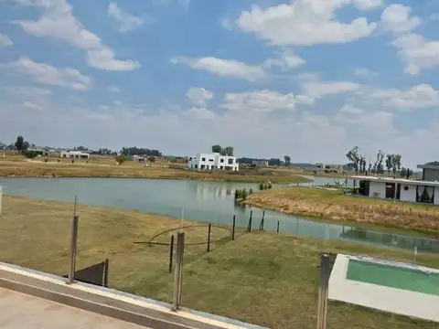 Casa en Venta en La Alameda, USD 280.000