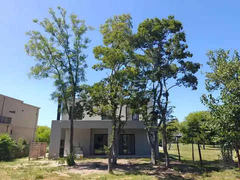 Casa en venta en Pilar del Este Santa Elena