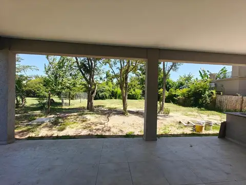 Casa en Venta en Pilar del Este - Santa Elena, USD 210.000