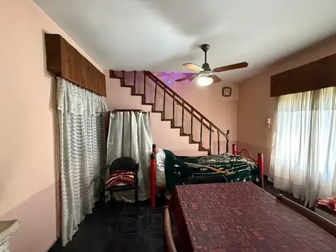 Depto Tipo Casa en Venta con 2 cocheras