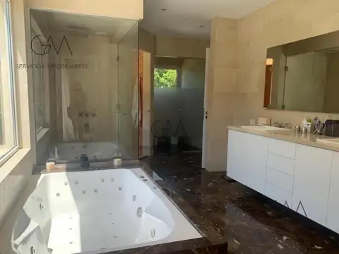 Jorge Newbery 5005, Mar Del Plata, Buenos Aires, Argentina.