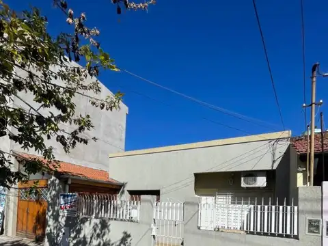 Casa a la venta en Merlo centro 