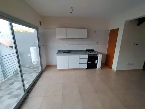 Depto Tipo Casa en Venta en Villa Pueyrredon, USD 145.000