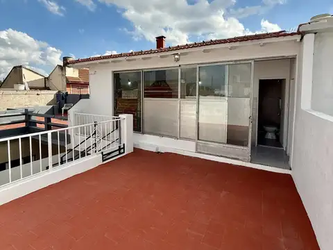 General Juan Esteban Pedernera 400, Piso 1