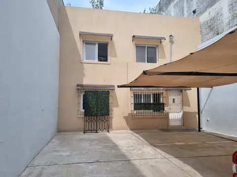 Casa en alquiler en Quilmes Oeste