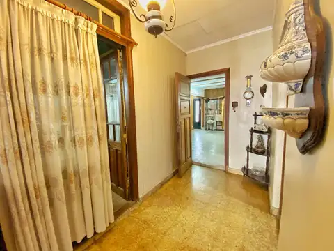VENTA CASA 3 AMB 207 M2 VALENTIN ALSINA