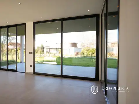Casa en Venta 1 año