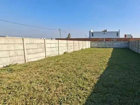 Terreno en Venta 23  mts Fondo