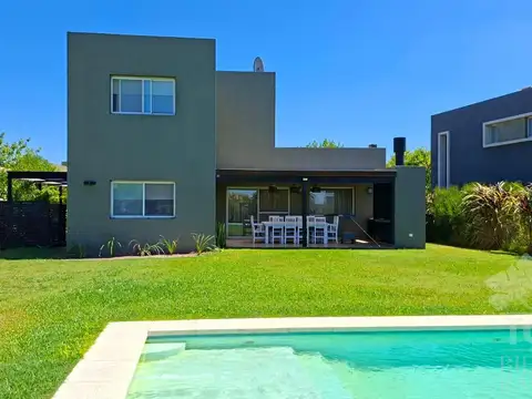 Casa en Alquiler en El Cantón - Barrio Puerto, USD 1.500