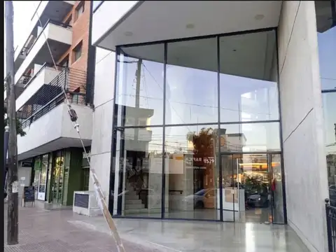 Avenida Ángel T. de Alvear 300