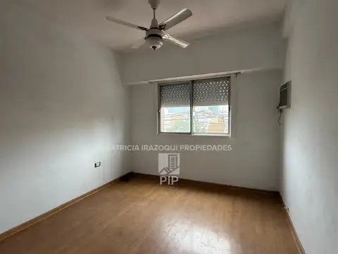 Depto Tipo Casa en Alquiler en Haedo, $ 950.000