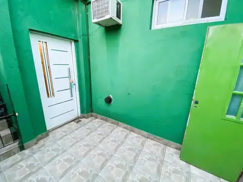 Depto Tipo Casa en Venta 50 años