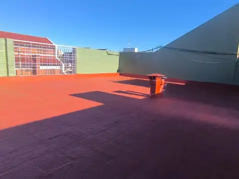 Depto Tipo Casa en Venta en Valentín Alsina, USD 88.000