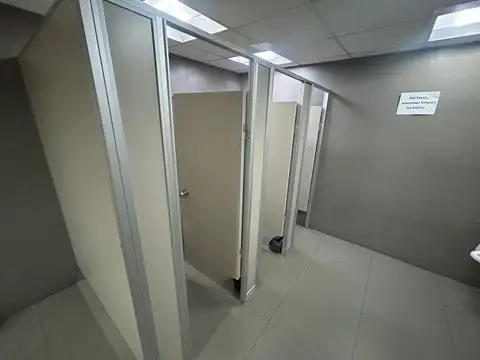 Oficina en Alquiler al Norte