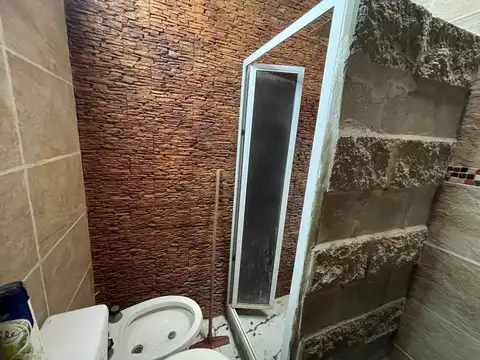 Depto Tipo Casa 5 ambientes con 1 baño