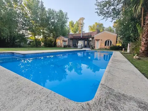 CASA EN VENTA BARRIO CUBE ESCOBAR