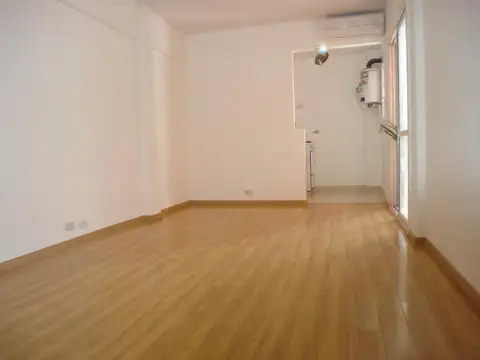 Departamento - Nuñez.  Excelente ubicación. Bajas expensas