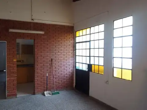 Casa 2 dormitorios en Matheu