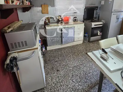 VENTA CASA EN 500 Mts² DE TERRENO. B° CARLOS PAZ SIERRAS