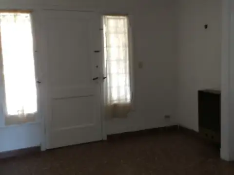 Casa en Alquiler en Las Avenidas, $ 950.000